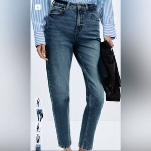 Zara HIGH WAIST COMFORT MOM FIT JEANS
